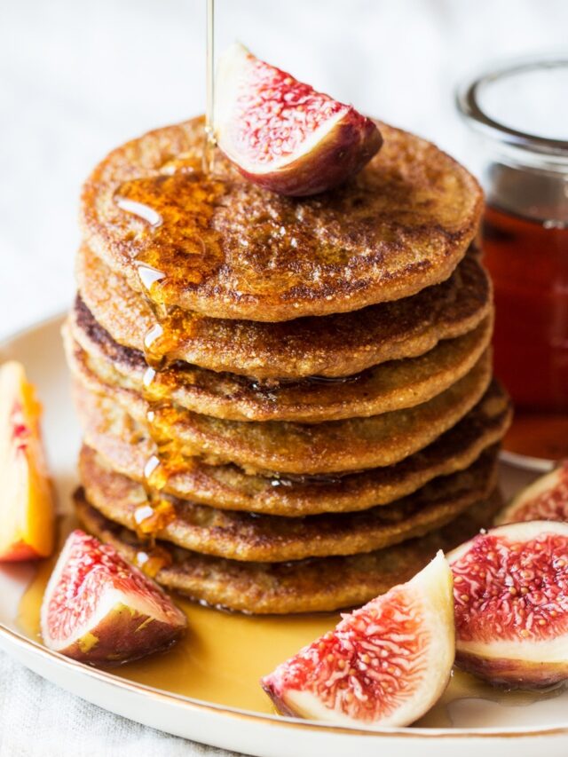 Strawberry Quinoa Pancakes 8